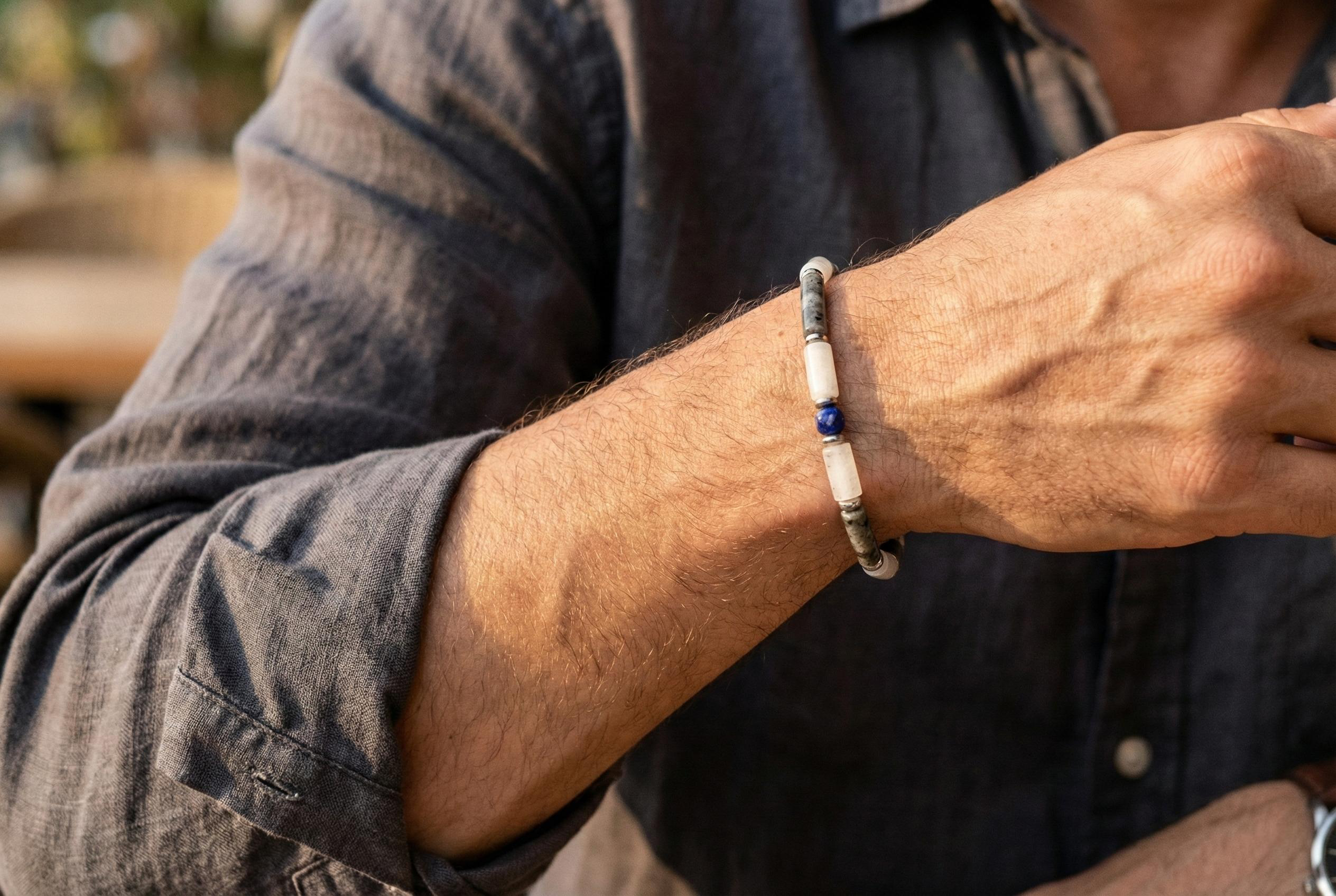 Spectrolite, Quartz and Lapis Lazuli Bracelet | Armillas Design – three-stone gemstone bracelet – view 6