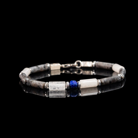 Spectrolite, Quartz and Lapis Lazuli Bracelet | Armillas Design – three-stone gemstone bracelet