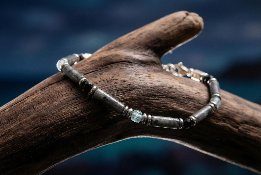 Spectrolite, Aquamarine and Spinel Bracelet | Armillas Design – iridescent gemstone bracelet – view 4